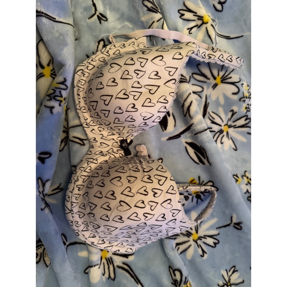 Victoria's Secret Body by Victoria Lined Demi Bra White Black Heart Print 34D